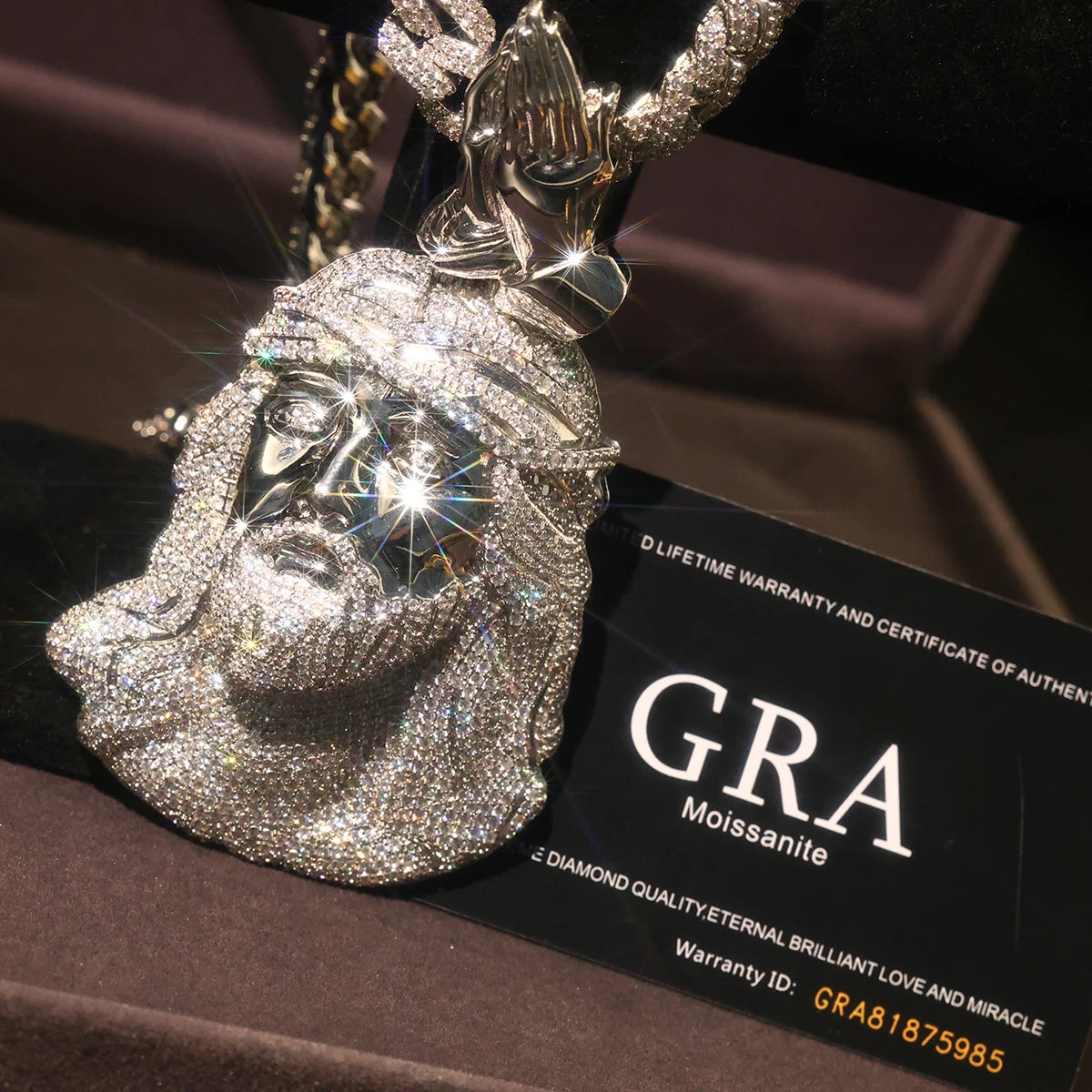Iced Out Jesus Pendant Praying Hands Cubic Zirconia 18K Gold Plated Cuban Chain Hip Hop Mens Jewelry Shiny Diamond Street Rap Christian Nightclub Religious Bling Chest Statement Necklace Gift Urban Rapper Fine Jewelry Gifts f
