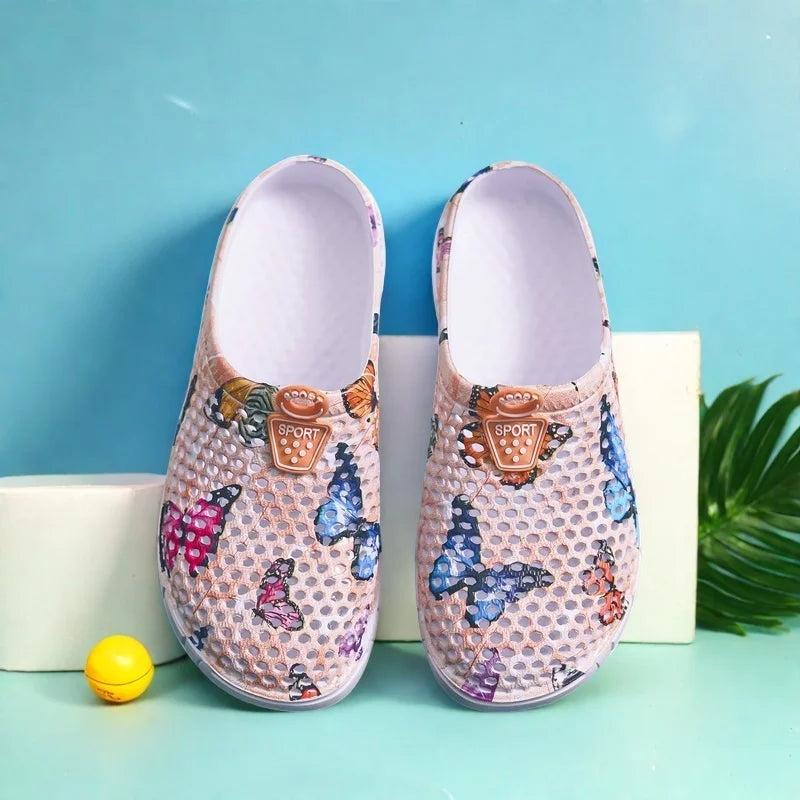 Women's Lightweight Slip-On Clog Shoes Butterfly Print Flat Bottom Indoor Outdoor Beach Casual Sandals Comfortable Home Slippers