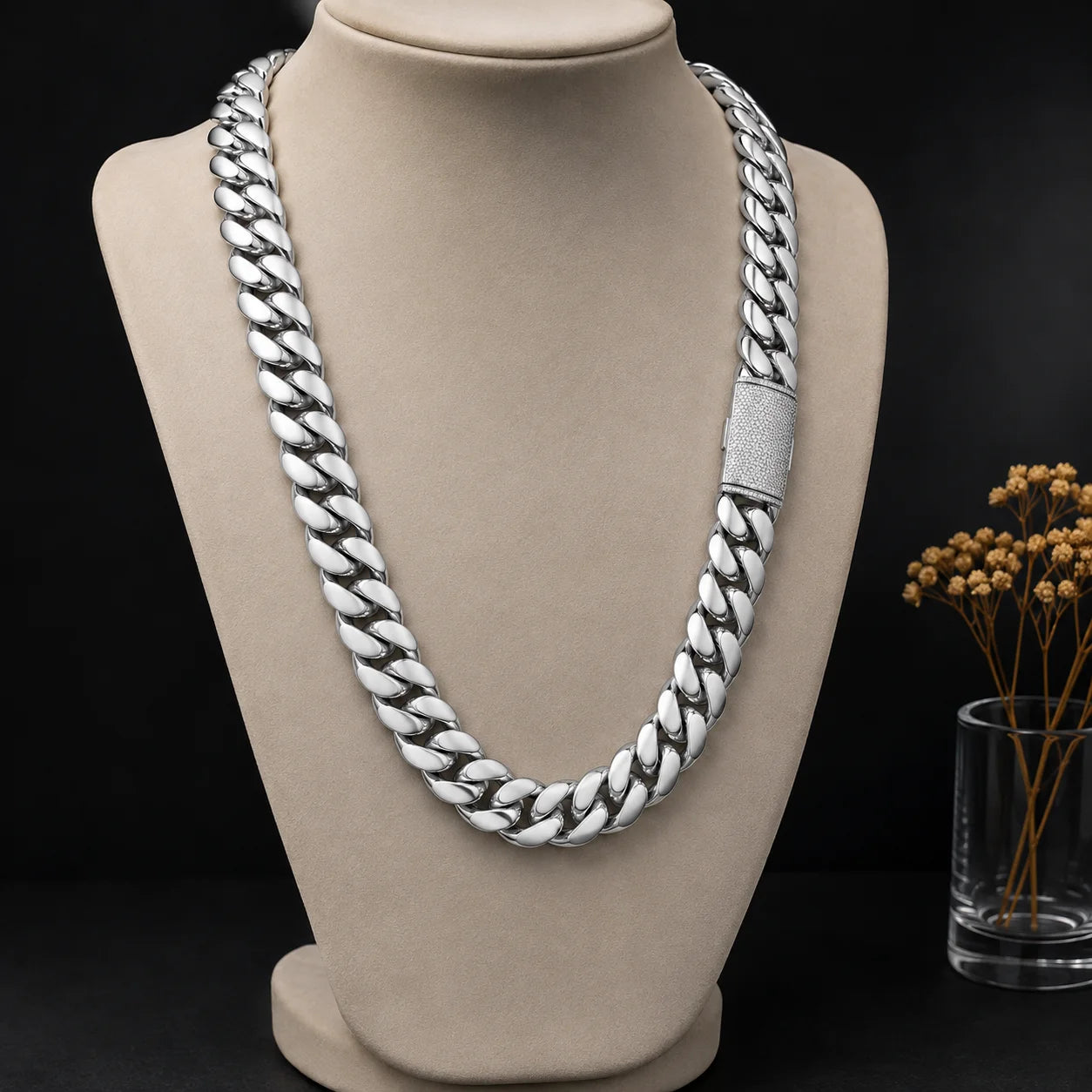 22mm Silvery Tone Miami Cuban Link Chain Necklace for Men, Heavy Chunky Stainless Steel Curb Chain with Iced CZ Box Clasp, Hip Hop Rapper Jewelry, Statement Necklace for Streetwear, Party, Daily Wear, Birthday, Father's Day a
