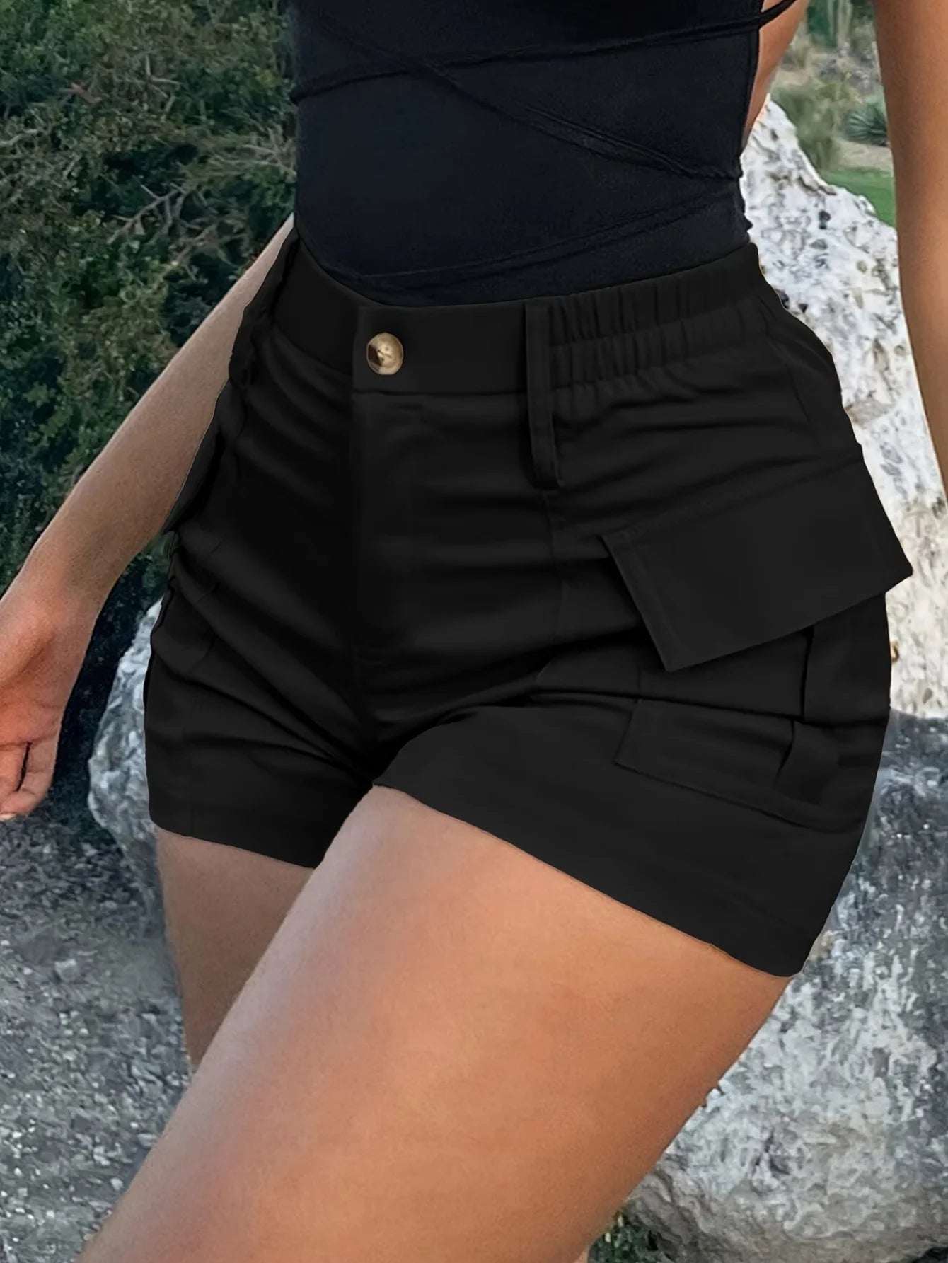 Women Cargo Shorts High Waist Button Zipper Fly Multi Pockets Elastic Back Waist Casual Summer Outdoor Hiking Short Pants Streetwear