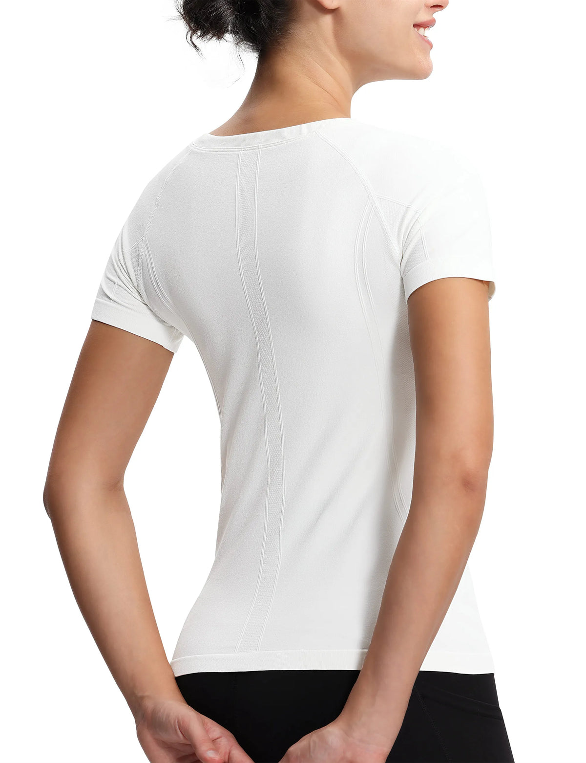 THE GYM PEOPLE Women's Seamless Workout T-Shirts Short Sleeve Slim Fit Shirts Breathable Running Tee Tops