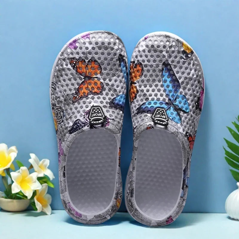 Women's Lightweight Slip-On Clog Shoes Butterfly Print Flat Bottom Indoor Outdoor Beach Casual Sandals Comfortable Home Slippers